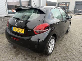 Peugeot 208 1.2 PureTech Blue Lion picture 7