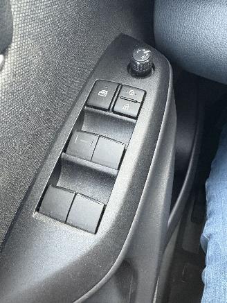 Toyota Yaris 1.5 Hybrid Dynamic picture 28