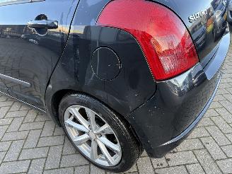 Suzuki Swift 1.3 Exclusive picture 9