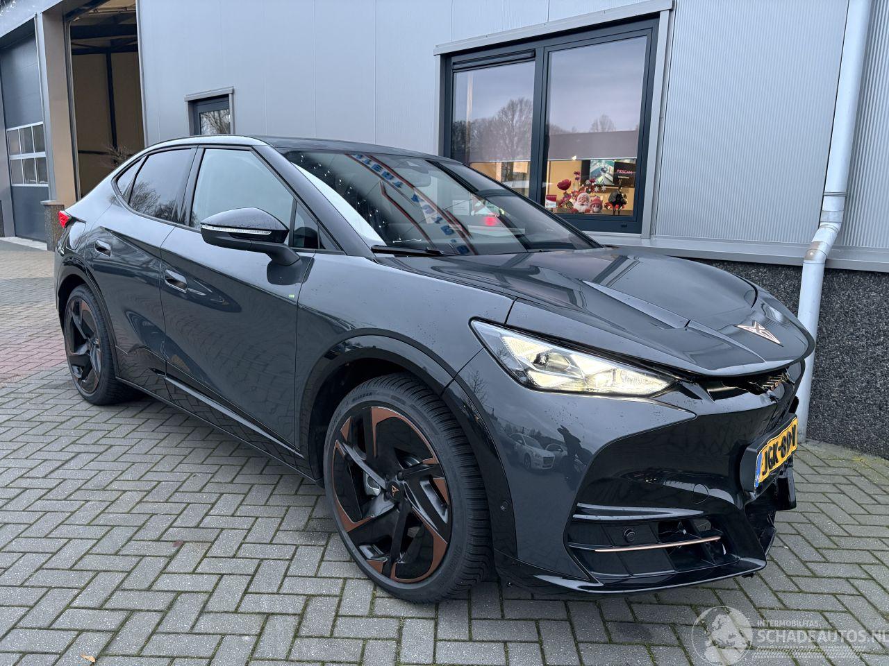 Cupra  Tavascan Adrenaline 82kWh