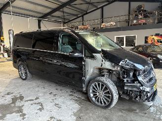 Mercedes V-klasse 250D Extra Lang Avantgarde picture 14