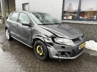 Voiture accidenté Volkswagen Polo 1.2TSI Highline 2014/5