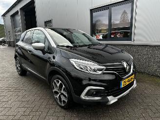 Damaged car Renault Captur 0.9 TCe Version S 2019/2
