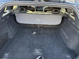 Volvo V-60 2.0 D3 Momentum picture 16