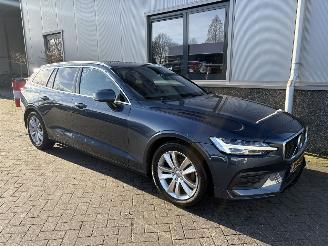 Volvo V-60 2.0 D3 Momentum picture 5