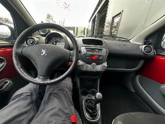 Peugeot 107 1.0 12V Sublime picture 5