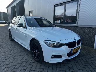 Vaurioauto  passenger cars BMW 3-serie 330i xDrive M Sport Edition 2019/1