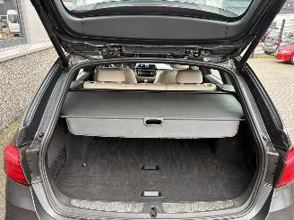 BMW 3-serie 320i M sport Touring Automaat picture 33