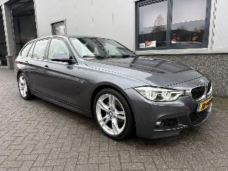 Unfallwagen BMW 3-serie 320i M sport Touring Automaat 2016/2
