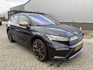 Auto incidentate Skoda Enyaq 80 Founders Edition Black 2021/12