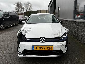 Volkswagen e-Golf e-Golf picture 26