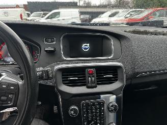 Volvo V-40 2.0 D2 R-Design Business picture 33