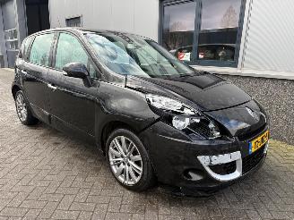 Damaged car Renault Scenic 1.4 TCE Dynamique 2009/7