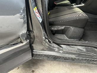 Volkswagen T-Roc 1.0 TSI Sport picture 37