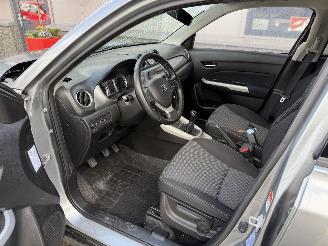 Suzuki Vitara 1.6 Exclusive picture 16