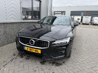 Volvo S-60 2.0 T4 R-Design picture 3