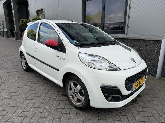 skadebil auto Peugeot 107 1.0 Sportium 2012/9