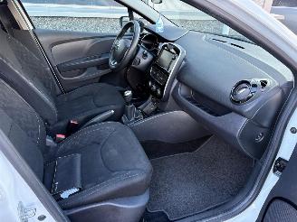 Renault Clio 0.9-TCe Limited picture 20