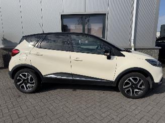 Renault Captur 0.9 TCe Dynamique picture 3
