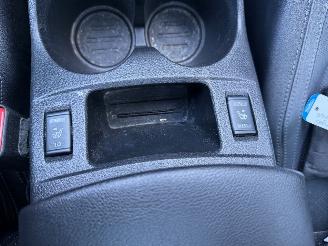 Nissan Qashqai 1.2 Premier Edition picture 23