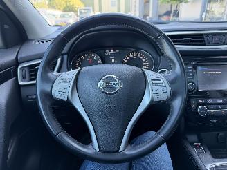 Nissan Qashqai 1.2 Premier Edition picture 19