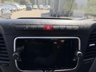 Iveco Daily 35S16V 2.3 352L L2 picture 38