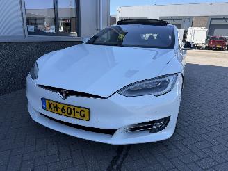Tesla Model S 75D Base picture 32