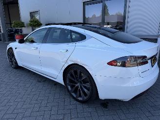 Tesla Model S 75D Base picture 29
