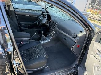 Toyota Avensis 2.0 VVTi Luna picture 23