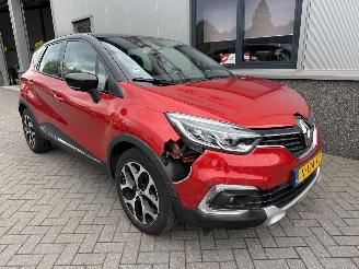 krockskadad bil auto Renault Captur 0.9 TCe Intens 2018/7