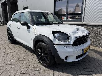 Coche accidentado Mini Countryman 1.6 One Knockout Edition 2014/9