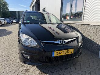 Hyundai I-30 1.4 i-Motion picture 20