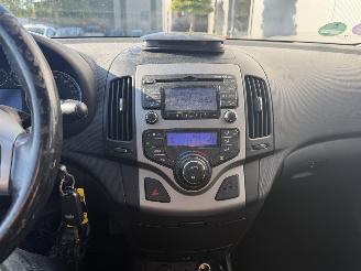 Hyundai I-30 1.4 i-Motion picture 15