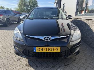 Hyundai I-30 1.4 i-Motion picture 21