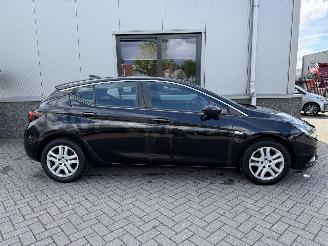 Opel Astra 1.0 Online Edition picture 4