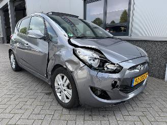 Avarii autoturisme Hyundai Ix20 1.6 i-Catcher 2012/9