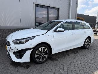 Kia Ceed 1.6 GDI PHEV DynamicLine Plug-in Sportswagon picture 37