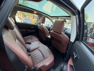 Nissan Qashqai+2 2.0 Tekna picture 15