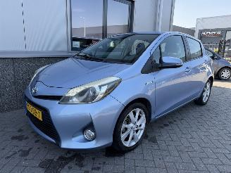Toyota Yaris 1.5 Full Hybrid Dynamic picture 4