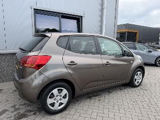 Kia Venga 1.6 CVVT DynamicLine picture 3