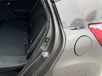 Kia Venga 1.6 CVVT DynamicLine picture 18