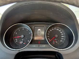 Volkswagen Polo 1.0 BlueMotion Connected Series picture 34
