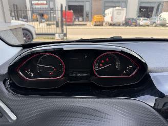 Peugeot 2008 1.2 PureTech GT-Line Automaat. picture 13