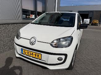 Volkswagen Up! 1.0 High up! BlueMotion picture 21