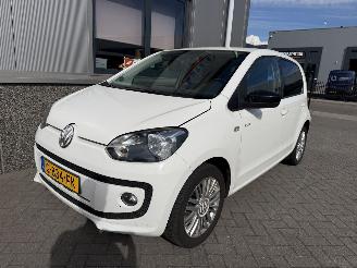 Volkswagen Up! 1.0 High up! BlueMotion picture 22