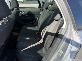 Peugeot 308 308 SW 1.2 PureTech Allure Automaat picture 31