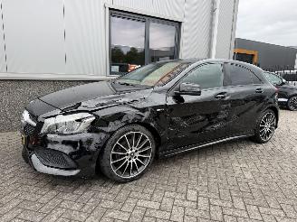 Mercedes A-klasse 180 Business Solution AMG picture 29
