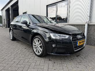 Unfallwagen Audi A3 SPORTBACK 30 TFSI Desing Pro Line Plus Automaat 2019/7