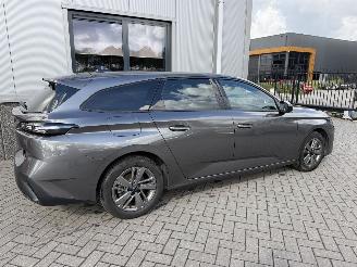 Peugeot 308 SW 1.2 PureTech Active Pack Business picture 6