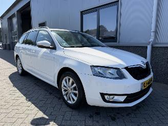 Auto incidentate Skoda Octavia 1.0 TSI Greentech Ambition Business 2016/10